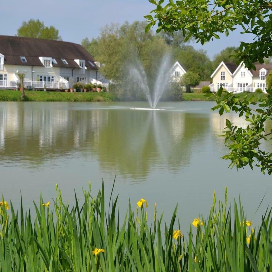 Swan Cottage Cirencester Bagian luar foto